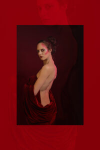 Alice - Antique renaissance du rouge