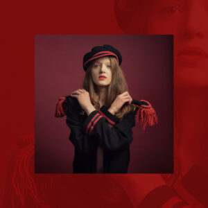 Triade primitive du blanc, du rouge et du noir – Manon